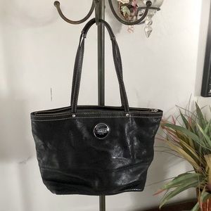 Coach Black patent leather tote purse Monogram #L1120-F15142